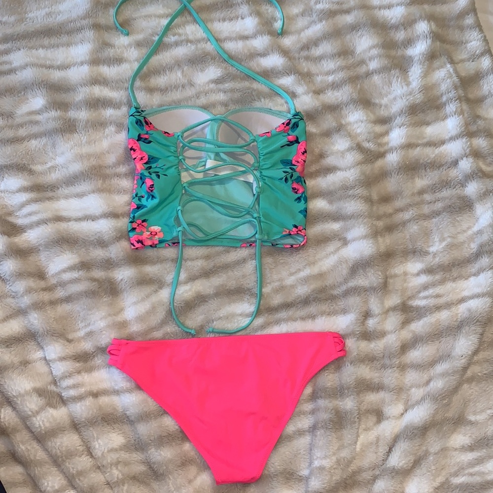 Bathing Suit - Picture 2 of 6